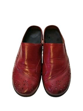 Abeo Red Leather Slip-On Loafers No Tag Size 8.5 Refer To Picture Measurements
